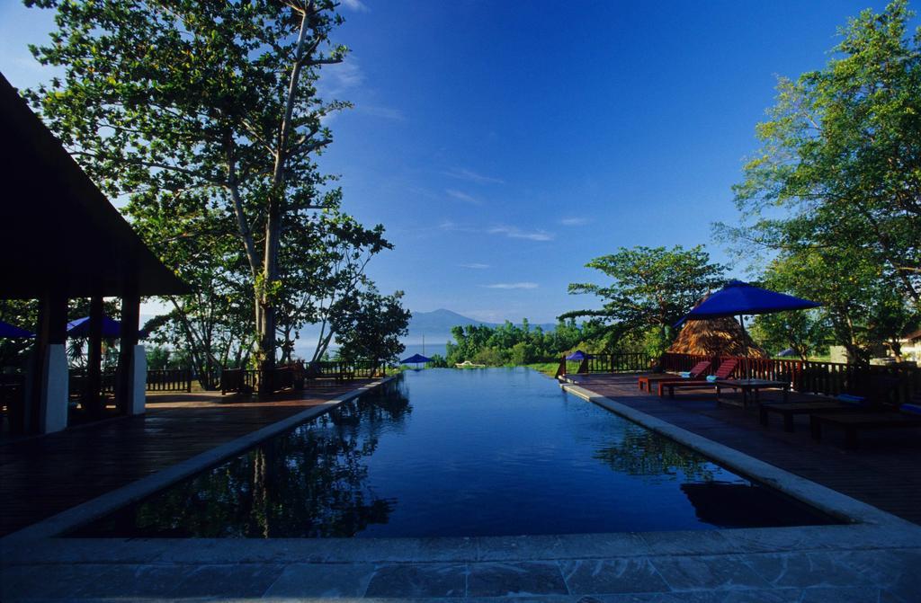 Nusantara Diving Centre Resort & Spa Manado Exterior foto