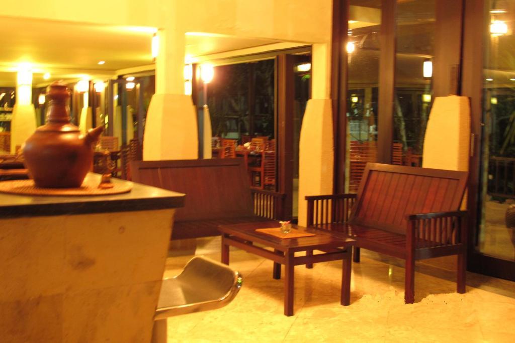 Nusantara Diving Centre Resort & Spa Manado Exterior foto